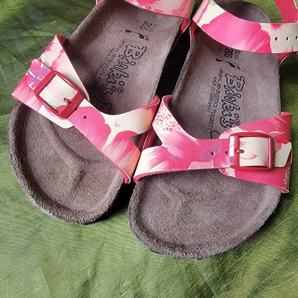 Birki's Red Hibiscus Sandals with Buckles for Girls - Picture 2 of 8